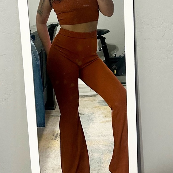 SHEIN Terracotta Flare Pants set - Picture 1 of 2